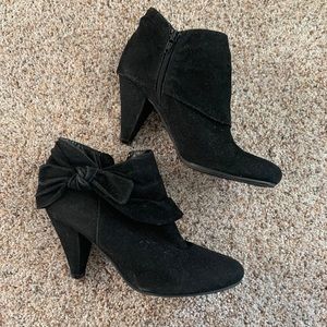 Jaclyn Smith Jubilee booties